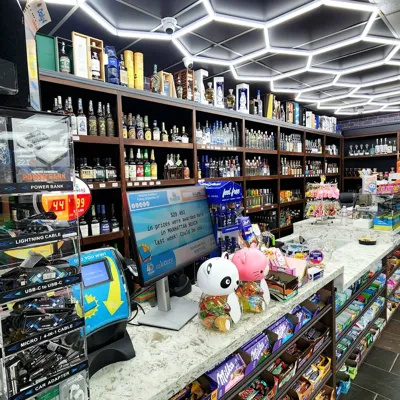 Aviation Liquor Market, business photo 1