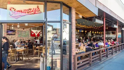 Simmzy's Restaurant Manhattan Beach, business photo 2